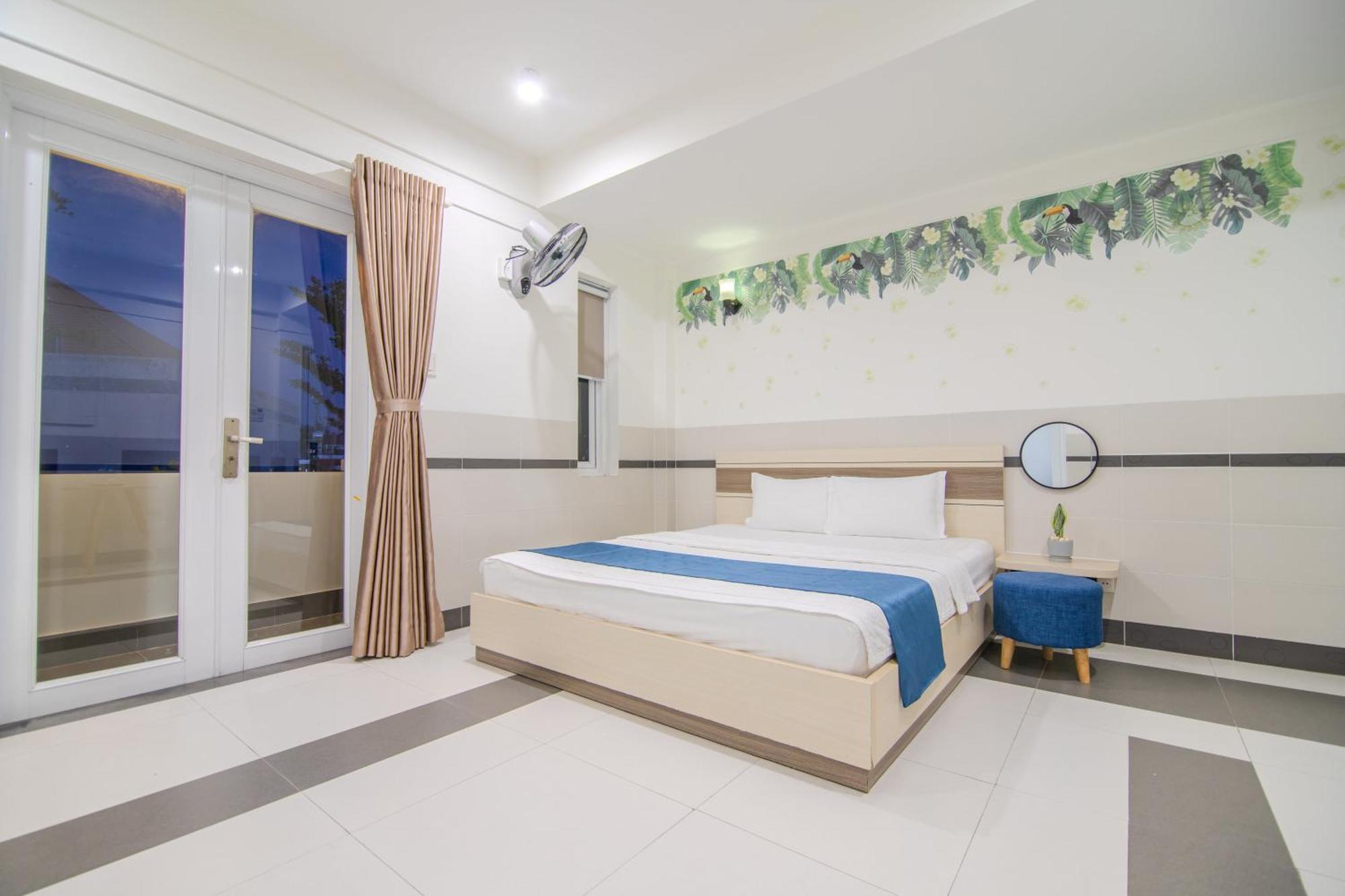 Bin Bin Hotel 5 - Near Lotte Mart D7 Ciudad Ho Chi Minh  Exterior foto